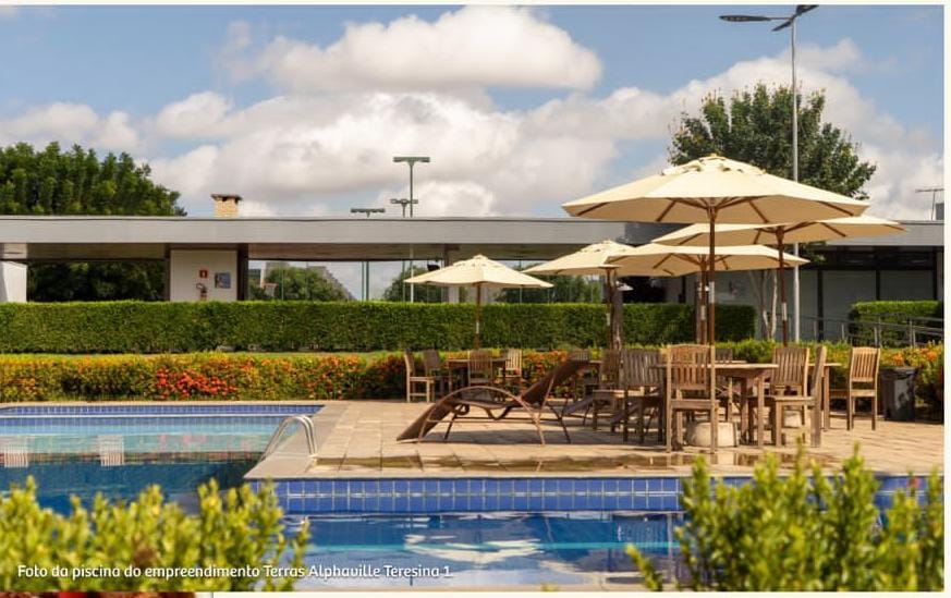 Terreno no Condomínio Terras Alphaville 3 | 242m² | Alto Padrão miniatura 3