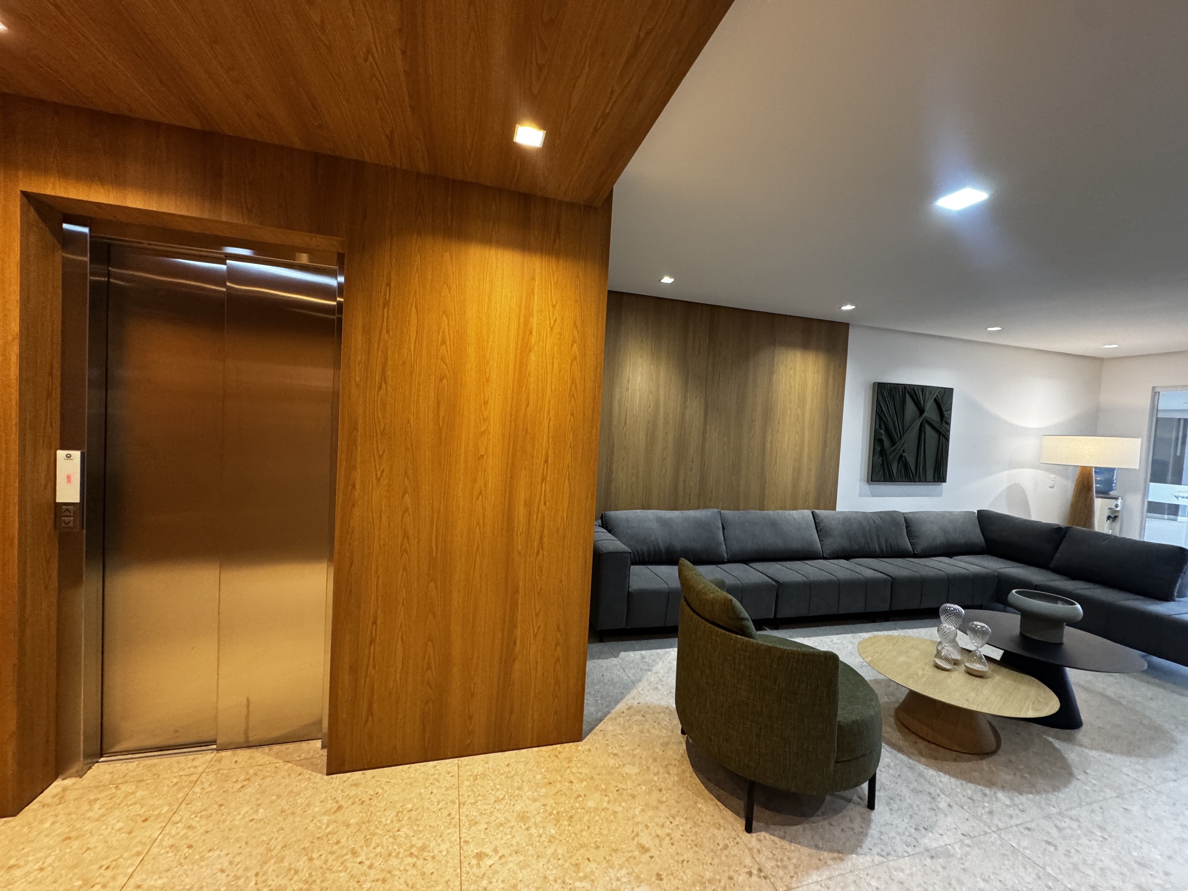 APARTAMENTO 142m² 3 SUÍTES SENDO 1 C/CLOSET miniatura 1